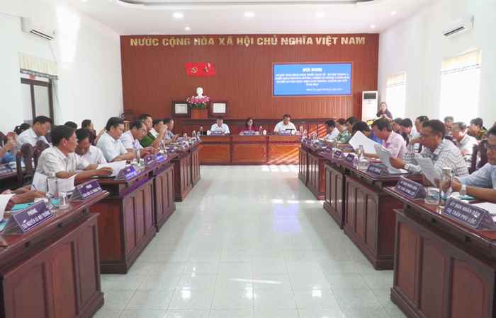 Thạnh Trị: UBND huyện sơ kết tình hình kinh tế - xã hội tháng 4